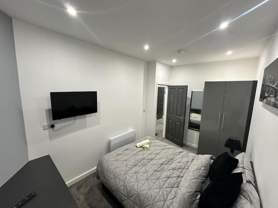 Luxurious 2 Bedroom Flat Beeston Hill ภายนอก รูปภาพ